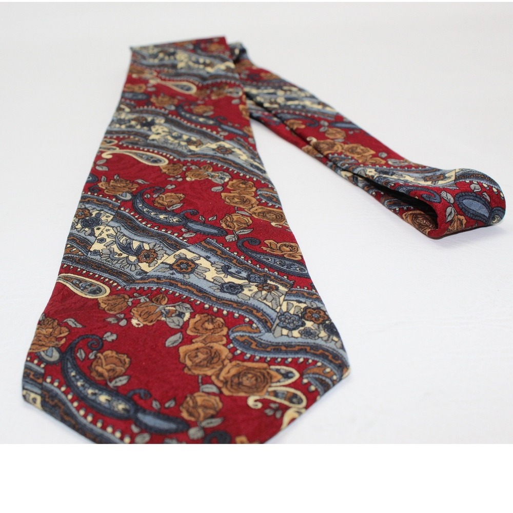 Izod Mens Silk Tie Burgundy Red Paisley Floral Rose Made in USA Wide Necktie